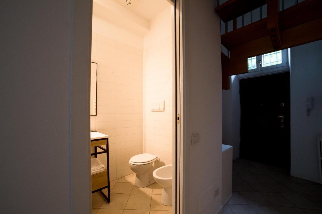 Hbhall Navigli 30 Apartment มิลาน ภายนอก รูปภาพ
